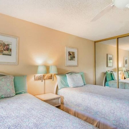 Lovely 1 Bedroom With Kitchen, Free Wifi & Parking カパア エクステリア 写真