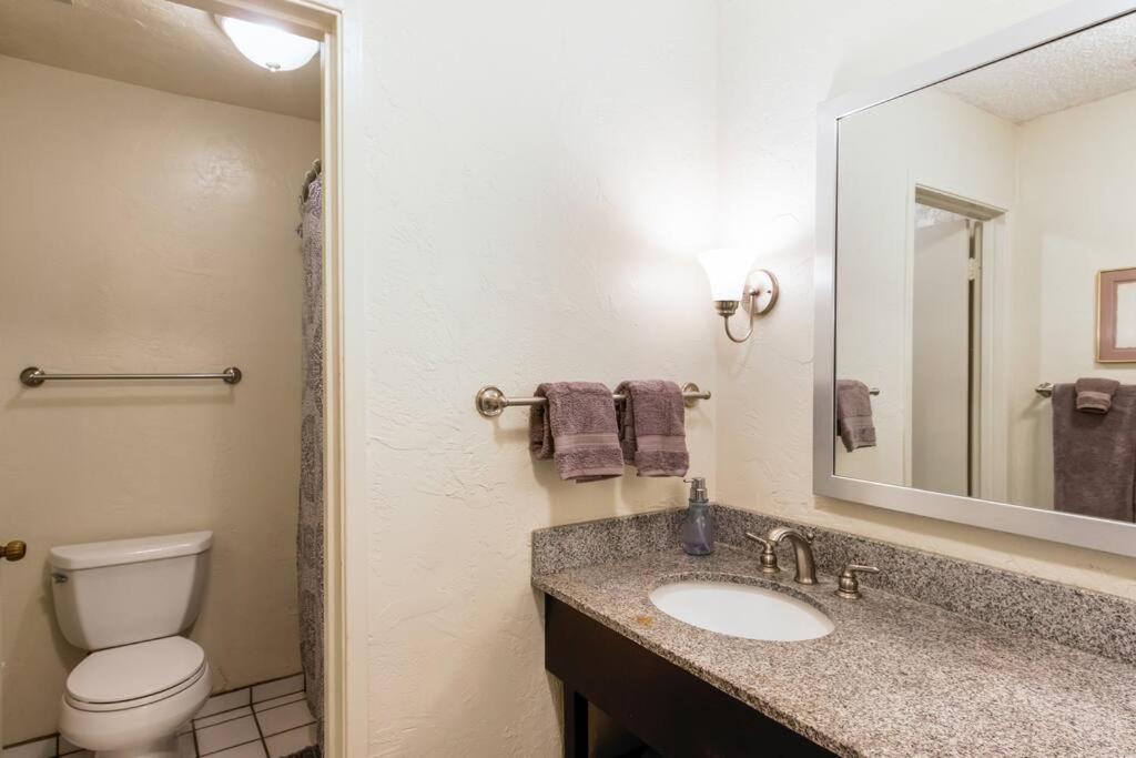 Lovely 1 Bedroom With Kitchen, Free Wifi & Parking カパア エクステリア 写真