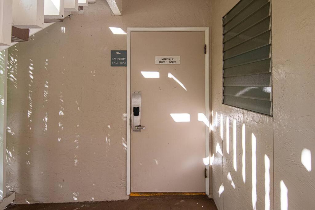 Lovely 1 Bedroom With Kitchen, Free Wifi & Parking カパア エクステリア 写真